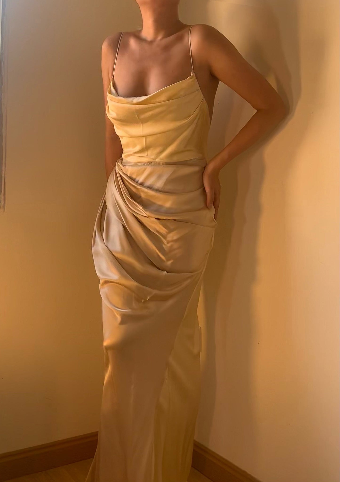 Agate Orang Burnt Mulberry Silk Gown