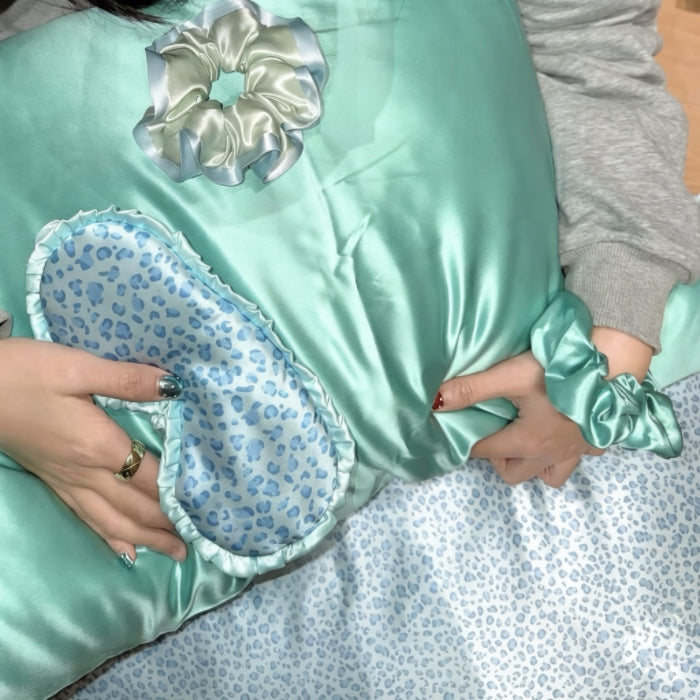 Single 22 Momme Blue Silk Pillowcase